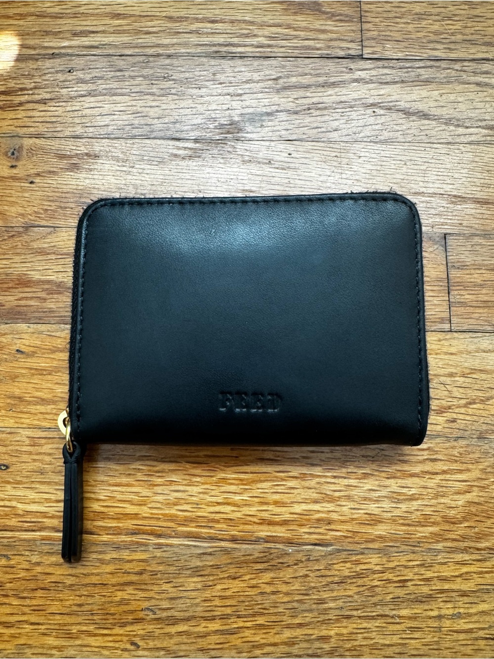 FEED projects black leather zip wallet
